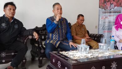 Photo of Cari Anggaran untuk Melaksanakan kegiatan Olahraga, KONI NTB datangkan Group Band SLANK