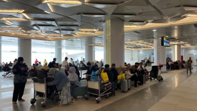 Photo of Dampak Abu Vulkanik Gunung Lewotobi NTT, Sebanyak 26 Flight di Bandara Lombok Batal Terbang