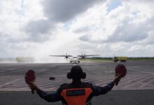 Photo of Pesawat Wings Air dari Labuan Bajo Mendarat Perdana di Bandara Internasional Lombok 