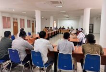 Photo of Dewan PKS Kritik Dinas Utus Staf Saat Hearing