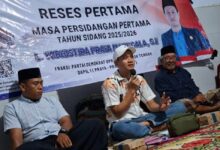 Photo of Lalu Anggra Bantu Perbaiki Area Masjid Reses di Bagek Telu