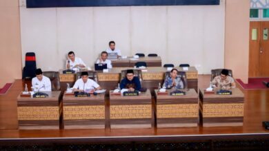 Photo of Semua Fraksi Setuju Pembahasan Dua Ranperda Usul Pemda Loteng