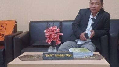 Photo of Li Tipikor serahkan Dokumen tambahan dugaan Korupsi Hibah Masjid Agung Praya ke Jaksa