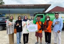 Photo of Bank NTB Syariah bantu Korban Musibah Kebakaran di Sumbawa
