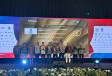 Photo of Bupati Lombok Tengah Terima Penghargaan TOP Pembina BUMD Award 2026