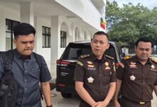 Photo of Sekda Loteng Mangkir, Jaksa Panggil Ulang