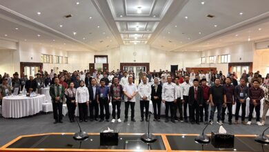 Photo of ADVOKAI Gulirkan Gerakan Seribu Paralegal dari NTB, Gubernur: Keberadaan Mereka Sangat Penting