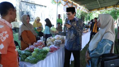 Photo of Gerakan Pangan Murah Diserbu Warga, Pemkab Lombok Tengah Jaga Stabilitas Harga Jelang Hari Besar Keagamaan