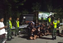 Photo of Beri Rasa Aman Masyarakat, Kodim Loteng Masifkan Patroli Segala Penjuru Wilayah